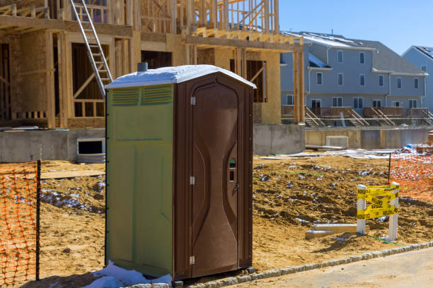 Porta potty delivery and setup in Gresham, OR